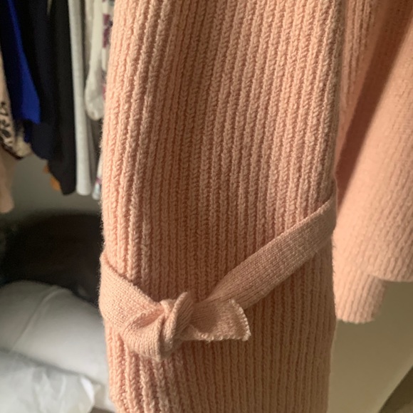 Pink sweater - Picture 2 of 3